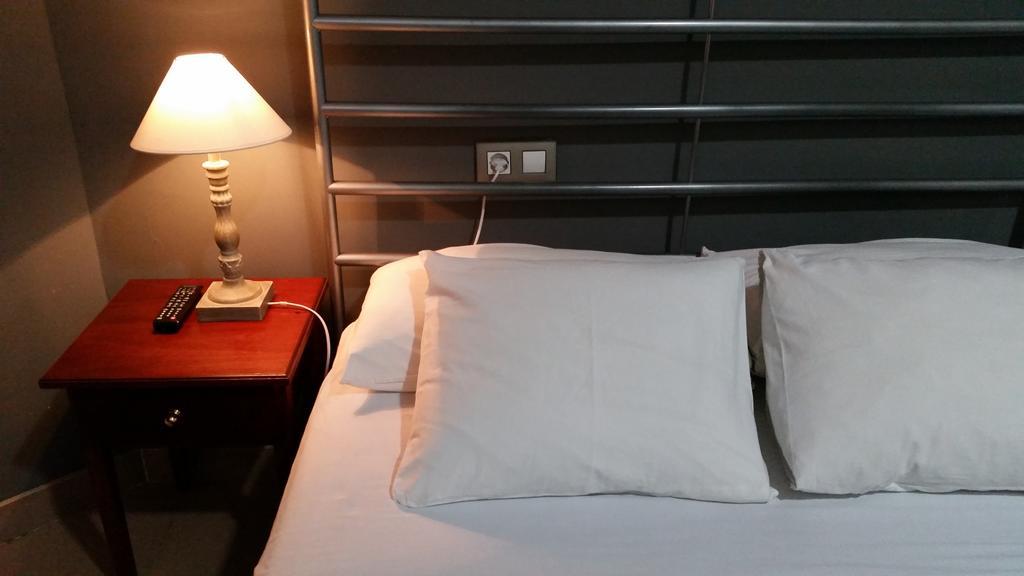Hostal Lk Barcelona Room photo